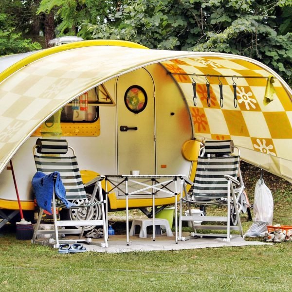 4 Pieces Fence Hooks for Baseball Nylon Safety Buckles Fence Hooks Multifunctional Hanging Buckles Metal Hooks Suitable for Softball Outdoor Sports Equipment Water Cup Backpack